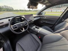 Lynk & Co Eado 2026 fourth generation 1.5T 500Bar smart - фото 17