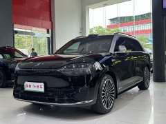 AITO M9 EREV Ultra 42kWh 6-Seater - фото 1