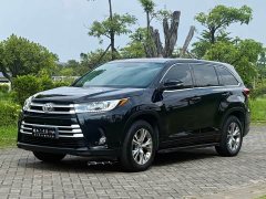 Toyota Highlander 2.0T two-wheel drive elite version 7 seats - фото 1