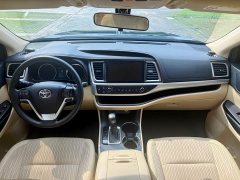 Toyota Highlander 2.0T two-wheel drive elite version 7 seats - фото 6