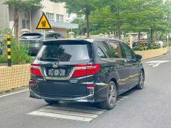 Honda Elysion 2019 2.0L Hybrid Luxury Edition - фото 3