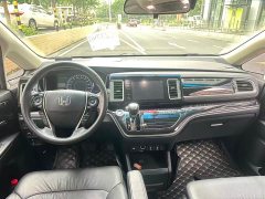 Honda Elysion 2019 2.0L Hybrid Luxury Edition - фото 4