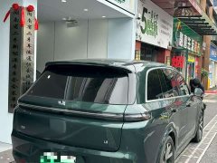 Li Auto Ideal L8 Pro - фото 8