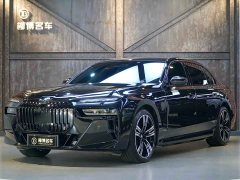 BMW i7 eDrive50L M Sport Package - фото 1
