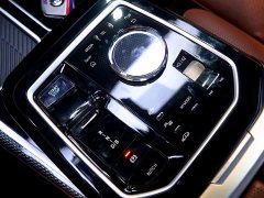 BMW i7 eDrive50L M Sport Package - фото 18