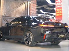 BMW i7 eDrive50L M Sport Package - фото 4