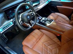 BMW i7 eDrive50L M Sport Package - фото 7