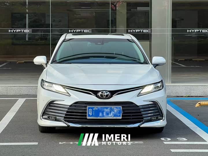 Toyota Camry 2.0G Deluxe Edition - автомобиль из Китая