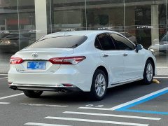 Toyota Camry 2.0G Deluxe Edition - фото 6