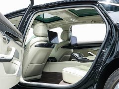 Audi A8 2022 A8L Horch Founder’s Edition Legend - фото 13