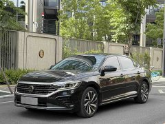 Volkswagen Passat 380TSI Deluxe Edition - фото 1