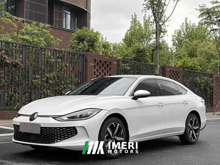 Lynk & Co Lingdu L 280TSI DSG Hot Edition - автомобиль из Китая