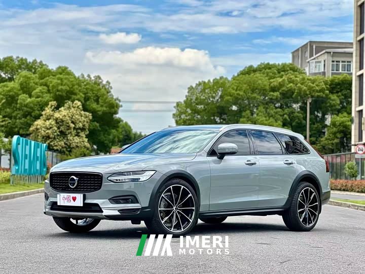 Volvo V90 Cross Country B5 AWD Smart Edition