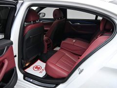 BMW 5 Series 530Li leading M sports package - фото 13