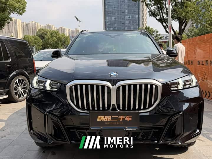 BMW X5 2023 xDrive40Li M Sport Night Package - автомобиль из Китая