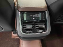 Volvo XC90 B6 Zhiyi Luxury Edition 7 seats - фото 20