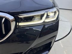 BMW 5 Series 530Li Leading M Sports Package - фото 11