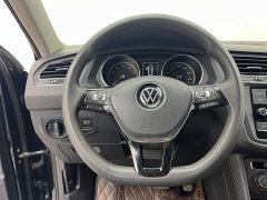 Volkswagen Tiguan L 330TSI automatic two-wheel drive comfort version - фото 10