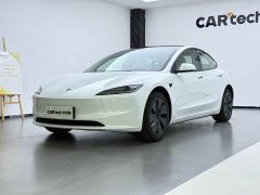Tesla Model 3 2025 facelift rear-wheel drive version - фото 1