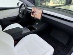 Tesla Model 3 2025 facelift rear-wheel drive version - фото 14