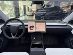 Tesla Model 3 2025 facelift rear-wheel drive version - фото 7