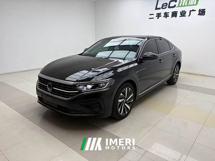 Volkswagen Passat 330TSI Starry Sky Deluxe Edition - автомобиль из Китая