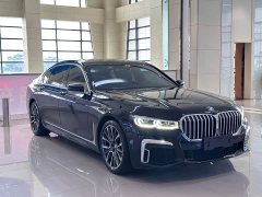 BMW 7 Series 2021 740Li Leading M Sports Package - фото 3