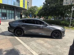 Changan UNI-V 1.5T premium - фото 3