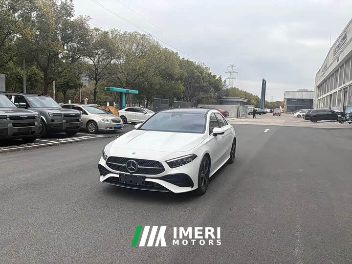 Mercedes-Benz A-Class A 200 L Dynamic - автомобиль из Китая