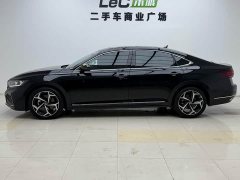 Volkswagen Passat 330TSI Starry Sky Elite Edition - фото 4