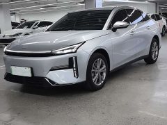 Geely Galaxy L6 EM-i 140km long range version - фото 1