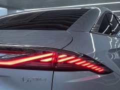 Geely Galaxy L6 EM-i 140km long range version - фото 6