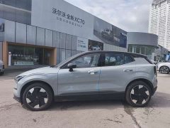 Volvo EX30 2025 rear drive long range version Plus - фото 2