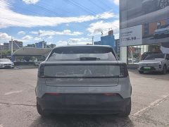 Volvo EX30 2025 rear drive long range version Plus - фото 7