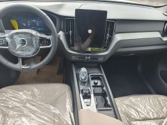 Volvo XC60 B5 four-wheel drive Zhiyi Luxury Edition - фото 11