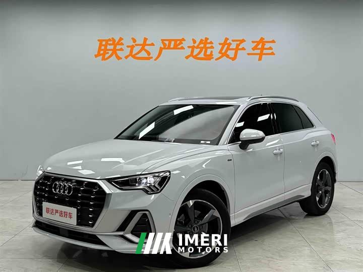 Audi Q3 35 TFSI Fashionable and Dynamic