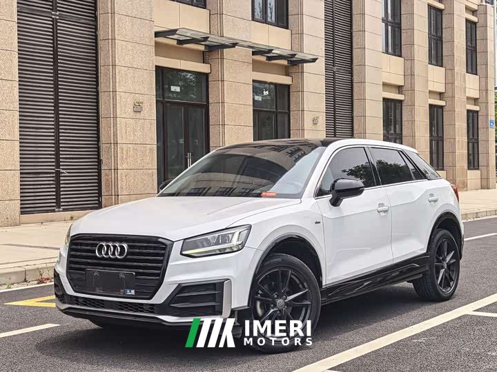 Audi Q2L 35 TFSI aggressive dynamic - автомобиль из Китая