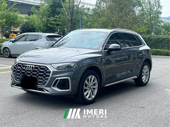 Audi Q5L 40T luxury and dynamic - автомобиль из Китая