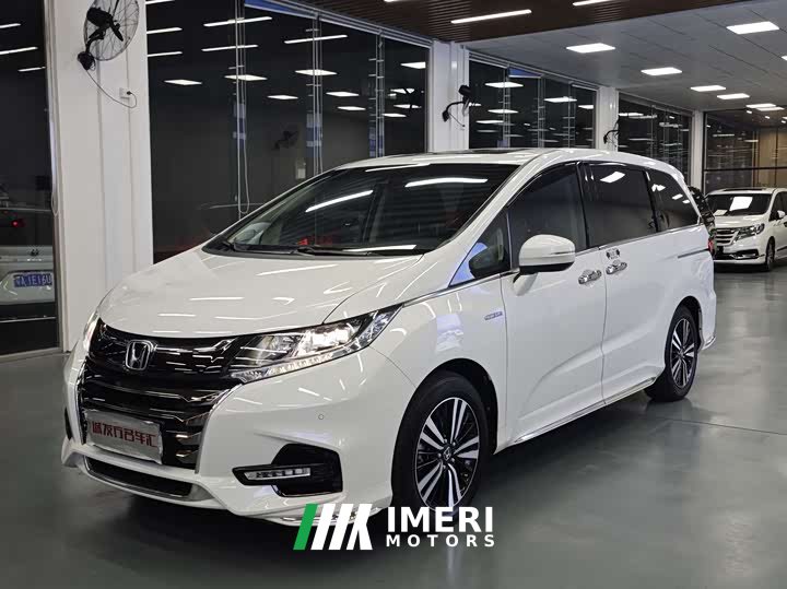 Honda Odyssey 2.0L Sharp Exclusive Edition - автомобиль из Китая