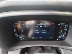 Hongqi HQ9 PHEV 2.0T four-wheel drive luxury version - фото 10