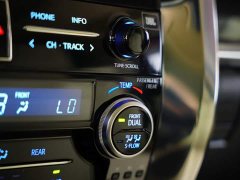 Alfa Romeo Alfa Dual Engine 2.5L Premium Gold Edition - фото 14