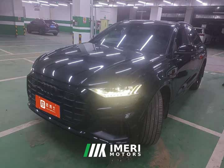 Audi Q8 55 TFSI Dark Knight Hall Edition - автомобиль из Китая