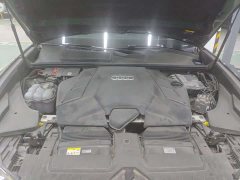 Audi Q8 55 TFSI Dark Knight Hall Edition - фото 13