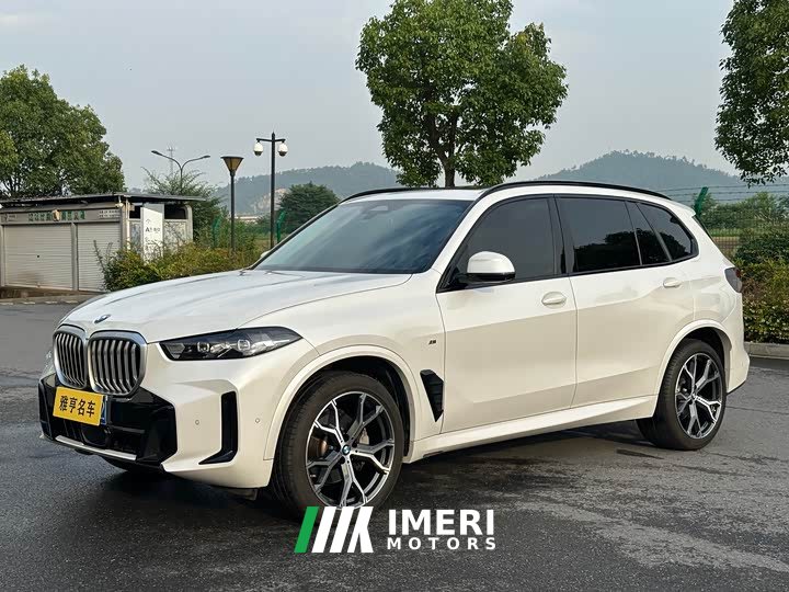 BMW X5 2023 xDrive 30Li M Sport Luxury Package - автомобиль из Китая