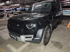 Land Rover Defender 2020 110 P400 Dark Special Edition - фото 10