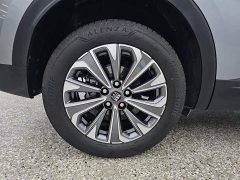 Lexus Envision S 25T enjoys the platinum version - фото 6