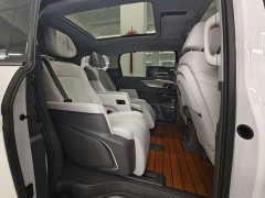 Buick GL8 Lu Zun Exclusive Edition - фото 17