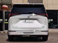 Buick GL8 Lu Zun Exclusive Edition - фото 6