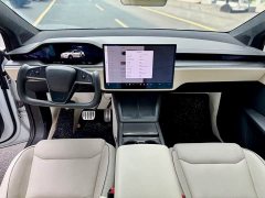 Tesla Model X 2023 tri-motor all-wheel drive Plaid version - фото 10
