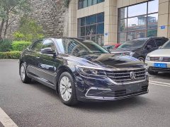 Volkswagen Passat 330TSI Elite Edition - фото 2